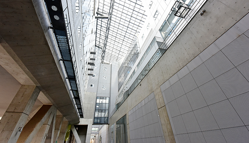 彩投彩票网官方会员注册 TZ-G （ホワイトパールクリスタルシャイン）全ての写真はこちらから!　ラダーフレームを採用するオフロードSUV